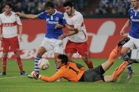 Fussball 1. Bundesliga  Saison 2010/2011:  FC Schalke 04  - VfB Stuttgart