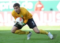 Fussball 1. Bundesliga Saison 12/13: Torwart Sebastian Mielitz (SV Werder Bremen)