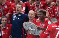 Fussball 1. Bundesliga Saison 15/16: Der FC Bayern feiert seine 26. Deutsche Meisterschaft