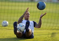 Fussball 1. Bundesliga 11/12: FC Schalke Training in Doha
