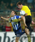 Fussball Bundesliga: Dortmund - Berlin, Zweikampf