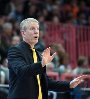 Basketball 1. Bundesliga 15/16 Hauptrunde: Walter Tigers Tuebingen - MHP RIESEN Ludwigsburg