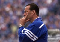 Fussball  1. Bundesliga  2000/2001: ENTTAEUSCHUNG, Trainer Huub Stevens (FC Schalke 04)