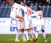 FUSSBALL SERIE A:  Zlatan Ibrahimovic, Alberto Aquilani, Robinho (v. li., AC Mailand)