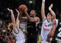 1. Basketball Bundesliga  09/10  Brose Baskets  - Walter Tigers