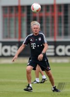 Fussball 1. Bundesliga 12/13: Training beim FC Bayern Muenchen