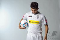 Fussball 1. Bundesliga, Saison 2011/2012: Matthias Zimmermann posiert im exklusiven Fotoshooting