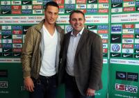 Fussball Bundesliga Saison 2010/2011: Werder Bremen praesentiert Neuzugang Marko Arnautovic