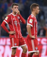 Fussball 1. Bundesliga Saison 17/18: FC Bayern Muenchen - VfL Wolfsburg