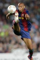 Fussball International: Barcelona, HENRY Einzelaktion