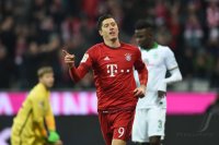 Fussball 1. Bundesliga Saison 15/16: FC Bayern Muenchen -  SV Werder Bemen