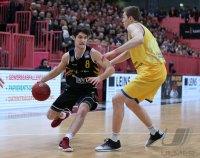 Basketball 1. Bundesliga 17/18 Hauptrunde: Walter Tigers Tuebingen - Basketball Laewen Braunschweig