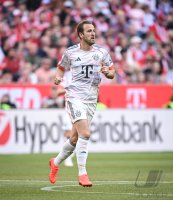 Fussball 1. Bundesliga 24/25: FC Bayern Muenchen - Borussia Moenchengladbach