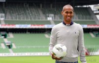 Fussball 1. Bundesliga, Saison 2012/2013: Werder praesentiert Neuzugang Theodor Gebre Selassie