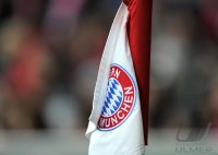 Fussball 1. Bundesliga, Saison 2011/2012:  Eckfahne mit dem Logo vom FC Bayern Muenchen