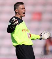 Fussball DFB Pokal:  Darius Kampa (Unterhaching)