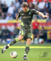 Fussball 1. Bundesliga: Werder, MERTESACKER Einzelaktion