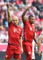 Fussball 1. Bundesliga Saison 15/16: FC Bayern Muenchen - VfB Stuttgart