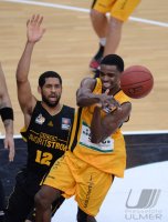Basketball 1. Bundesliga  13/14  Walter Tigers Tuebingen  - MPH Riesen Ludwigsburg