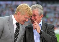 Fussball CHL  Saison 2011/2012:  TV Experte Stefan Effenberg mit Trainer Jupp Heynckes  (v. li., FC Bayern Muenchen)