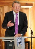 Fussball International Franz Beckenbauer bekommt den UEFA President s Award