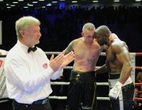 Boxen: Cruisergewicht  Intercontinental-Titelkampf des World Boxing Federation (WBF)