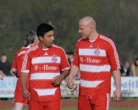 FUSSBALL  Giovane Elber  und Carsten Jancker (FC Bayern Muenchen Allstars)