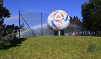 Uebergrossser Adidas WM Ball 2022 Al Rihla am Home of FIFA in Zuerich