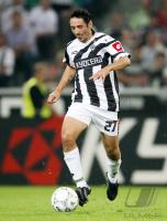 Fussball 1. Bundesliga: Moenchengladbach, NEUVILLE Einzelaktion