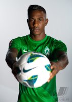 Fussball 1. Bundesliga, Saison 2012/2013, Werder Bremen: Eljero Elia im exklusiven Pressefoto ULMER Fotoshooting