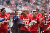 Fussball, 1. Bundesliga  Saison 13/14: Jubel FC Bayern Muenchen mit Schale
