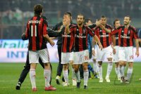 FUSSBALL SERIE A:  (v. li.) JUBEL AC Mailand,  Zlatan Ibrahimovic, Flamini Mathieu