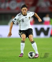Fussball International EM 2012 Qualifikationsspiel:  Mesut OEZIL (Deutschland)