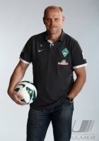 Fussball 1. Bundesliga Saison 12/13: Thomas Schaaf im exklusiven Pressefoto ULMER Shooting