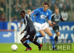 Fussball 1. Bundesliga: Bochum - Schalke, Zweikampf