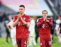 Fussball 1. Bundesliga Saison 21/22: FC Bayern Muenchen - Bayer 04 Leverkusen