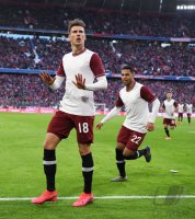 Fussball 1. Bundesliga Saison 19/20: JUBEL Leon Goretzka (FC Bayern Muenchen)