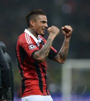 FUSSBALL INTERNATIONAL CHL ACHTELFINALE 12/13: AC Mailand - FC Barcelona