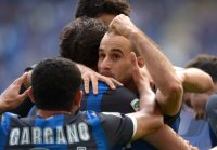 FUSSBALL SERIE A: Jubel Gargano und Rodrigo Palacio  (v. li., Inter Mailand)