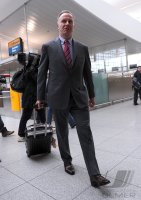 FUSSBALL INTERNATIONAL  CHL Halbfinale 11/12:  Vorstandsvorsitzender Karl Heinz Rummenigge (FC Bayern Muenchen)