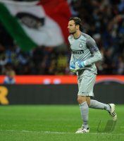 Fussball: Europa League Saison 2012/2013: Torwart Handanovic Samir (Inter Mailand)