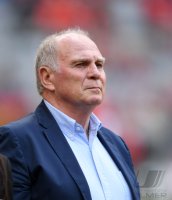 Fussball 1. Bundesliga Saison 18/19: FC Bayern Muenchen - Bayer 04 Leverkusen