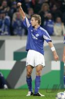 Fussball 1. Bundesliga: Schalke - Duisburg, Jubel LARSEN