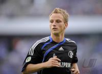 Fussball DFB - Pokal  1. Runde: TSV Germania Windeck - FC Schalke 04