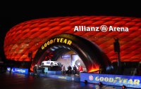 FC Bayern Muenchen praesentiert Platin Partner Goodyear