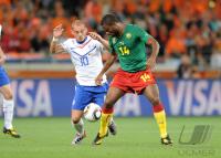 FUSSBALL WM 2010, VORRUNDE:  Kamerun - Holland