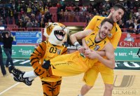 Basketball 1. Bundesliga 14/15 Hauptrunde:  Walter Tigers Tuebingen - EWE Baskets Oldenburg