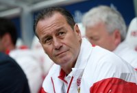 Fussball 1. Bundesliga Saison 14/15: Trainer Huub Stevens (VfB Stuttgart)