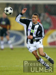 Fussball International: Newcastle, JENAS Einzelaktion