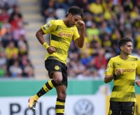 Fussball DFB Pokal Halbfinale 17/18: FC Rielasingen-Arlen - Borussia Dortmund